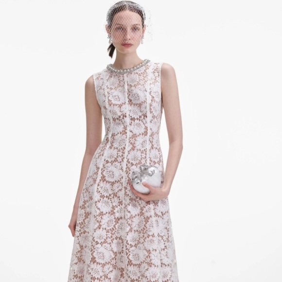 self-portrait White Fine Lace Pearl Trim Midi Dress Size: US12 - MSRP $585 -NWT self-portrait White Fine Lace Pearl Trim Midi Dress Size: US12 - MSRP $585 -NWT